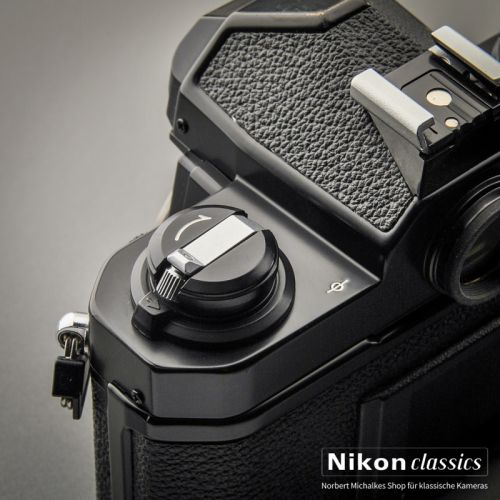 Nikon FM2n black (Condition A/A-) titan shutter