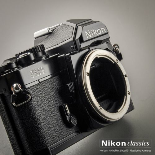 Nikon FM2n black (Condition A/A-) titan shutter