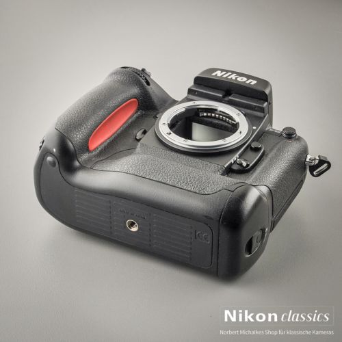 Nikon F5 (Condition A/A-)