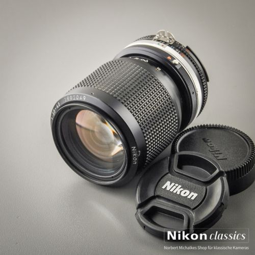 Nikon Zoom-Nikkor 35-105/3,5-4,5 AIS Macro (Zustand A/A-)