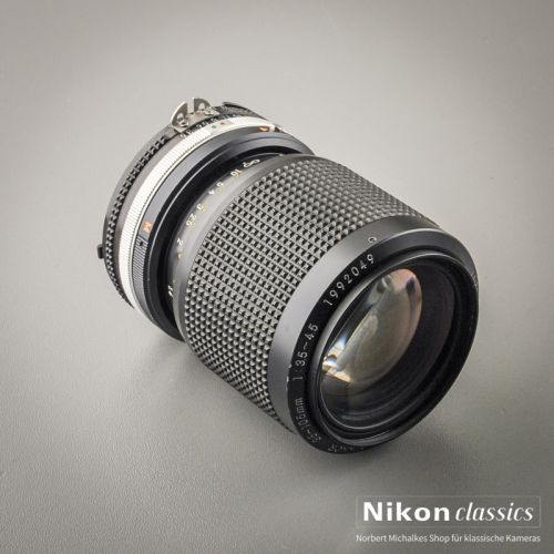 Nikon Zoom-Nikkor 35-105/3,5-4,5 AIS Macro (Zustand A/A-)