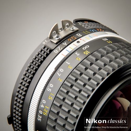 Nikon Nikkor 28/2,8 AIS (Zustand A)