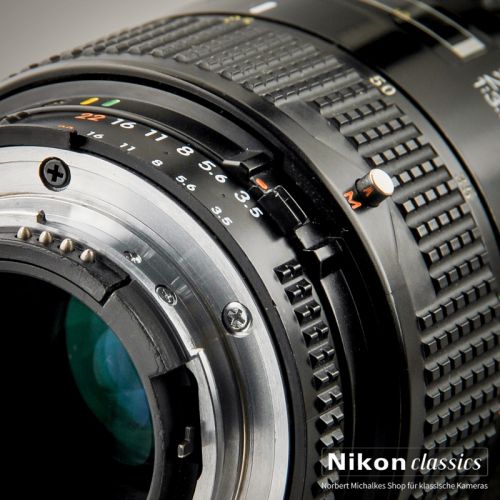 Nikon AF Zoom-Nikkor 28-85/3,5-4,5N (Zustand A/A-)