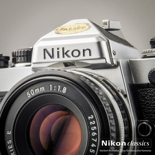 Nikon FE mit Nikon 50/1,8 Starter-Set