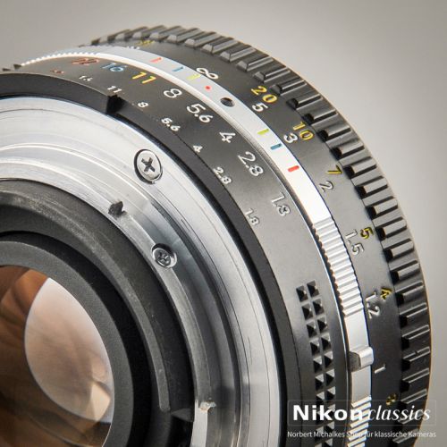 Nikon Nikkor 50/1,8 AIS "Pancake" (Zustand A) OVP