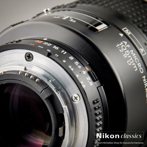 Nikon AF-D Micro-Nikkor 105/2,8 (Zustand A)