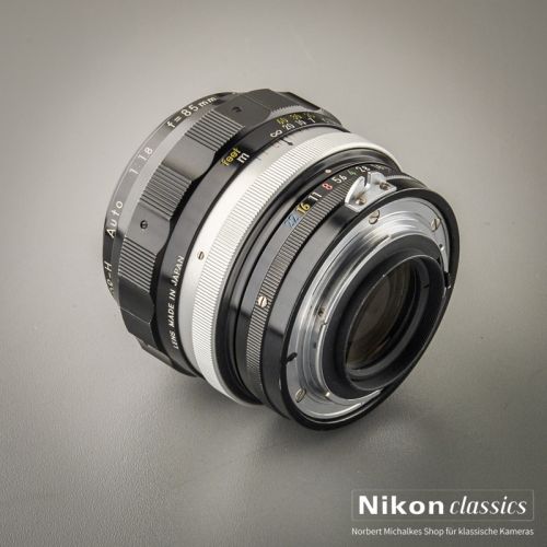 Preview: Nikon Nikkor-H 85/1,8 nonAI "Berg-und-Tal" (Zustand A/A-)
