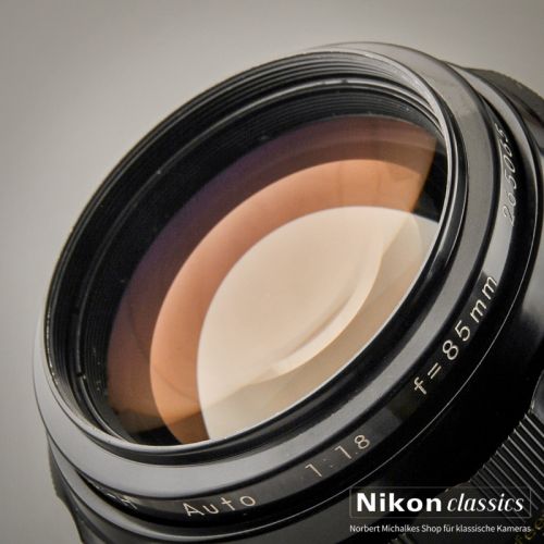 Nikon Nikkor-H 85/1,8 nonAI "Berg-und-Tal" (Zustand A/A-)