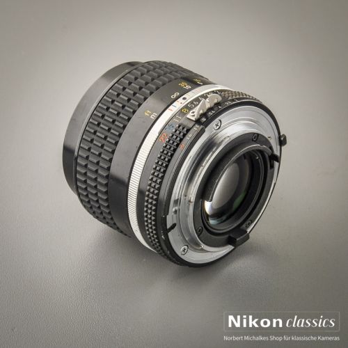 Preview: Nikon Nikkor 85/2,0 AIS (Condition A-/AB)