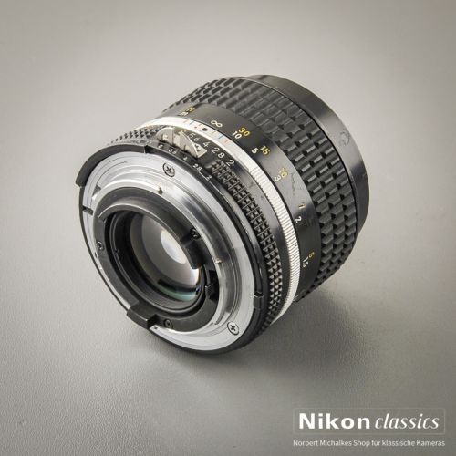 Preview: Nikon Nikkor 85/2,0 AIS (Condition A-/AB)