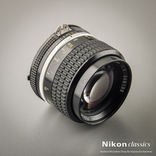 Nikon Nikkor 85/2,0 AIS (Condition A-/AB)