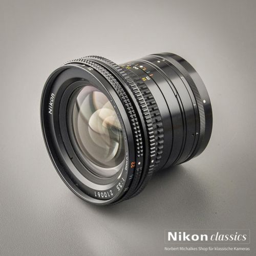 Nikon PC-Nikkor 28/3,5 Shift (Condition A/A-)