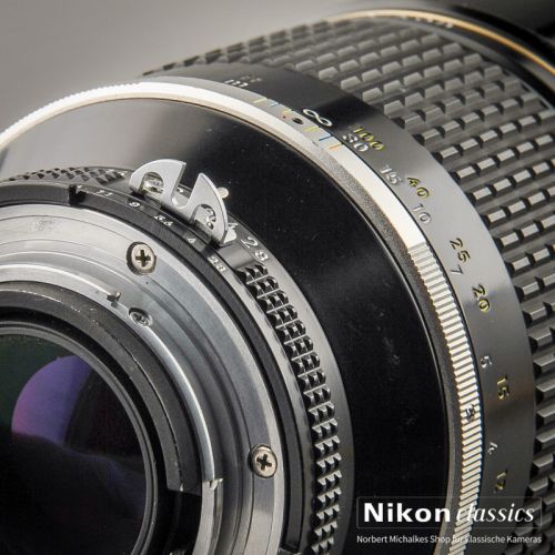 Nikon Nikkor 180/2,8 AIS ED (Condition A-)