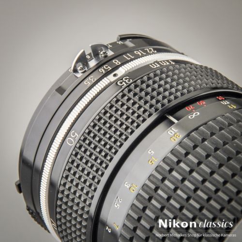 Nikon Zoom-Nikkor 35-70/3,5 AI (Condition A/A-)