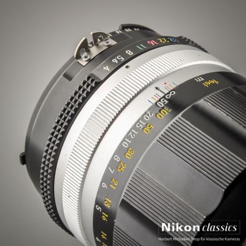Nikon Nikkor-QC Auto 200/4 AI-Umbau "Berg-und-Tal" (Zustand A-)