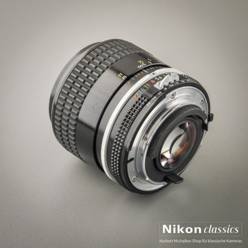 Preview: Nikon Nikkor 28/2,0 AI (Zustand A/A-)