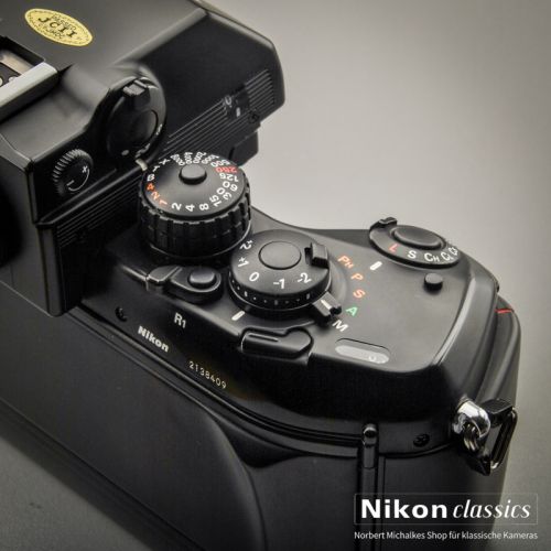 Preview: Nikon F4 mit MB-20 (Zustand A-) OVP