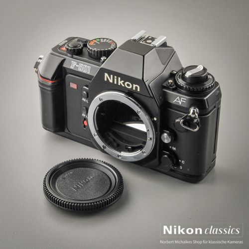 Nikon F501 (Zustand A-)