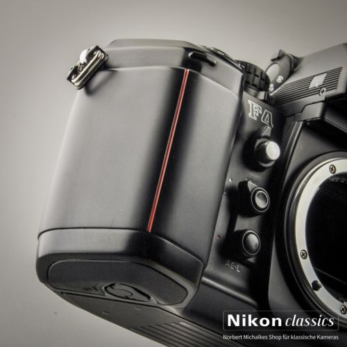 Nikon F4 mit MB-20 (Zustand A-) OVP