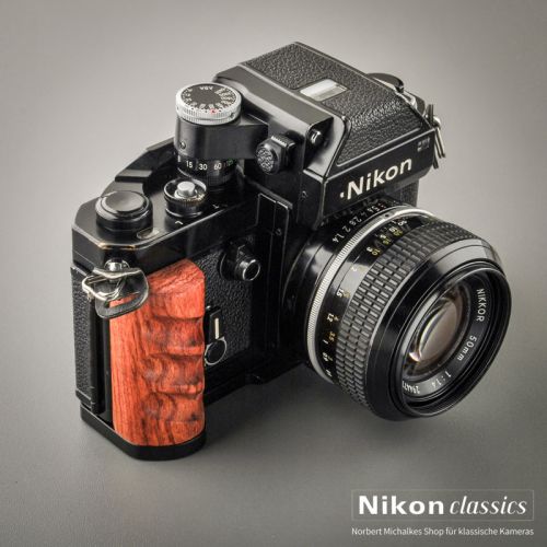 Handgriff für Nikon F2 mit Arca Swiss Stativplatte, schwarz (Neuware)