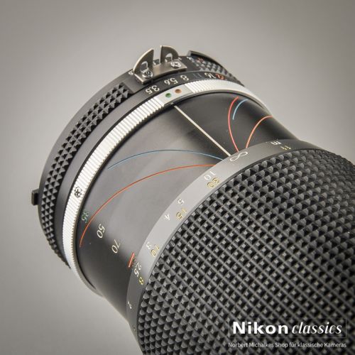 Nikon Zoom-Nikkor 35-135/3,5-4,5 AIS Macro (Zustand A/A-)