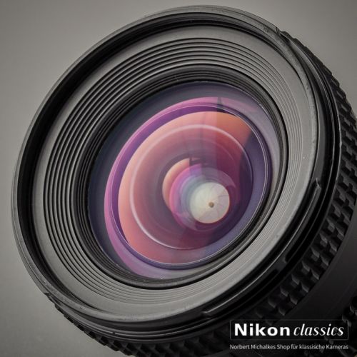 Nikon AF-D Nikkor 20/2,8