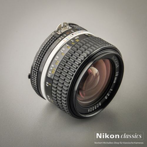 Nikon Nikkor 28/2,8 AIS (Condition A-/AB)