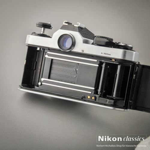 Nikon FM2n (Condition A-) titan shutter