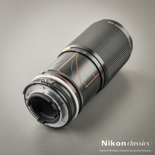 Preview: Nikon Zoom-Nikkor 35-200/3,5-4,5 AIS Macro (Condition A)