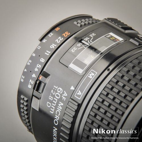 Nikon AF-D Micro-Nikkor 60/2,8 (Zustand A) OVP