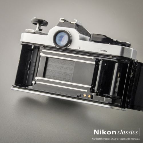 Nikon FE-2 (Condition A-)