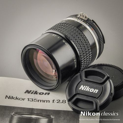 Nikon Nikkor 135/2,8 AIS (Zustand A/A-)