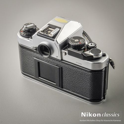 Nikon FA mit Nikkor 50/1,8 (Zustand A/A-)