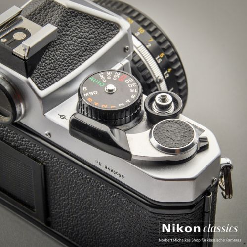 Preview: Nikon FE mit Nikon 50/1,8 Starter-Set
