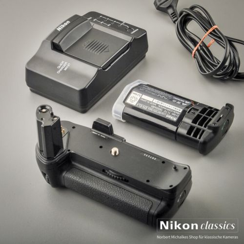 Nikon MB-40 Battery Pack für F6