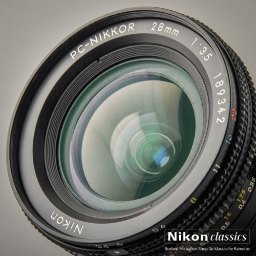 Nikon PC-Nikkor 28/3,5 Shift (Condition A/A-)