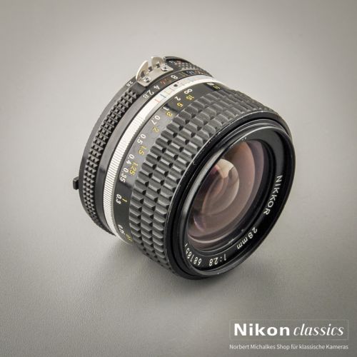 Nikon Nikkor 28/2,8 AIS (Condition A-/AB)