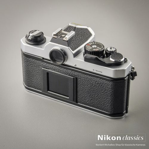 Nikon FM2n (Zustand A/A-) Titanverschluss