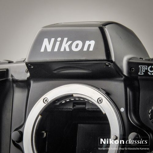 Nikon F90 (Condition A/A-)