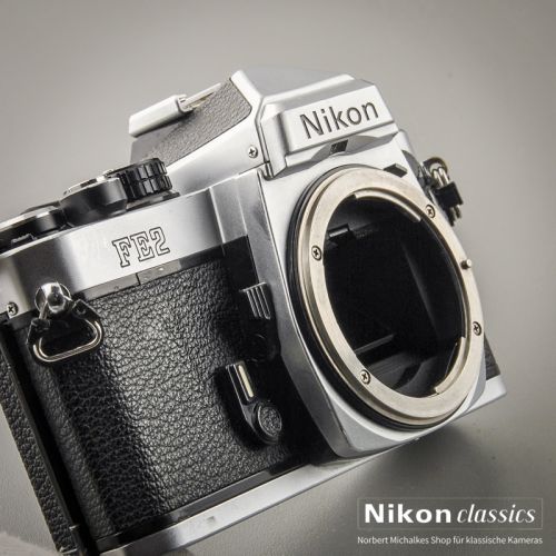 Nikon FE-2 (Zustand A-/AB)