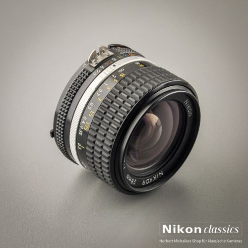 Nikon Nikkor 28/2,8 AIS (Zustand A)