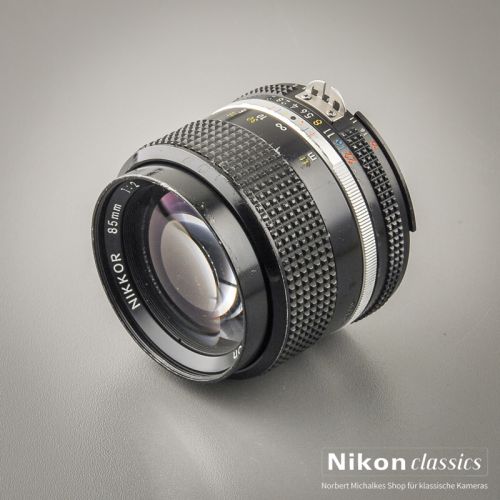 Nikon Nikkor 85/2,0 AIS  (Zustand B)