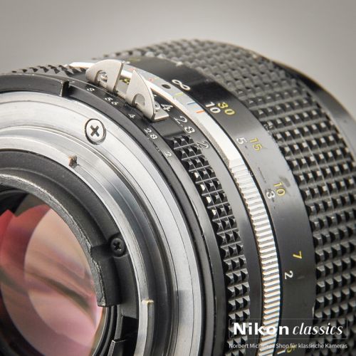 Nikon Nikkor 85/2,0 AIS  (Zustand B)