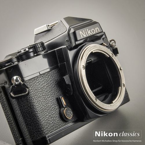 Nikon FE schwarz (Zustand A-)