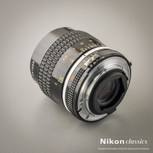 Nikon Micro-Nikkor 55/2,8 AIS (Zustand A/A-)