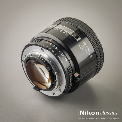 Preview: Nikon AF Nikkor 85/1,8 (Zustand A/A-)