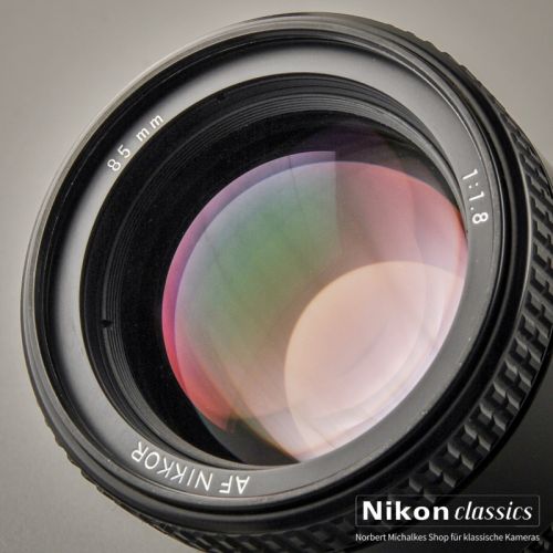 Nikon AF Nikkor 85/1,8 (Zustand A/A-)