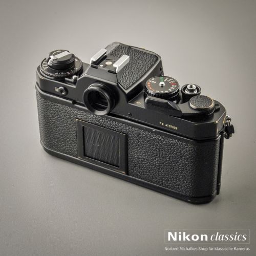 Preview: Nikon FE schwarz (Zustand AB)
