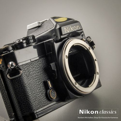 Nikon FE schwarz (Zustand AB)