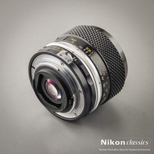 Nikon Micro-Nikkor PC 55/3,5 nonAI (Zustand A/A-)